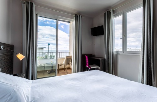 Palavas-les-Flots Hotel | Hôtel du Midi