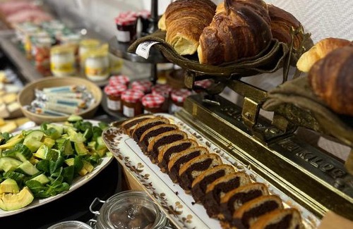Forges-les-Bains Bed & Breakfast | Hôtel du Parc