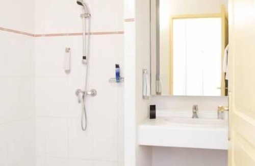 Marennes Hotel | Hôtel ibis Styles Marennes Oleron
