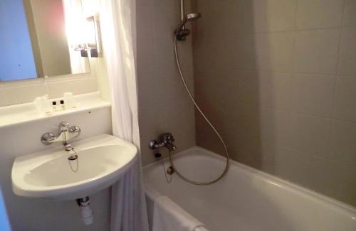 Bourges Hotel | Hôtel Inn Design Resto Novo Bourges