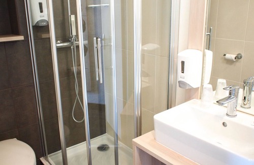 Theix-Noyalo Hotel | Hôtel Inn Design Vannes Resto Novo