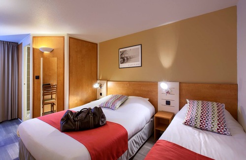 Arveyres Hotel | Hôtel Kyriad Libourne - Saint Emilion