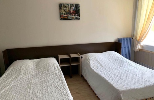 Moux-en-Morvan Hotel | Hôtel l'Annexe
