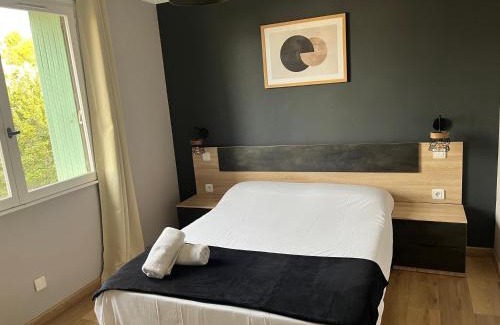 Les Camoins Hotel | Hôtel L'Eau Des Collines