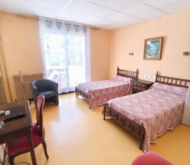 Amelie-les-Bains-Palalda Hotel | Hôtel LA PERGOLA