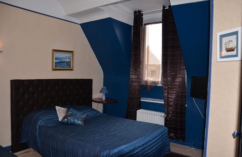 Sully-sur-Loire Hotel | Hôtel la Tour