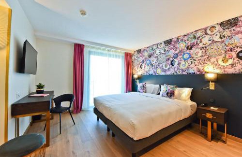 Antibes City Centre Hotel | Hôtel La Villa Port d'Antibes & Spa
