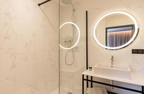Ploermel Apartment | Hôtel Lancelot & Spa - Domaine du Roi Arthur
