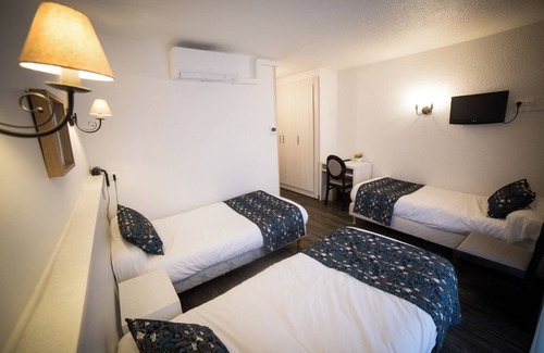 Guillestre Hotel | Hôtel Le Catinat Fleuri