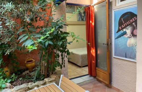 Avignon City Centre Hotel | Hôtel Le Colbert