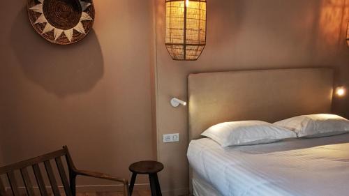 Saint-Berthevin Hotel | Hôtel le Corbusson