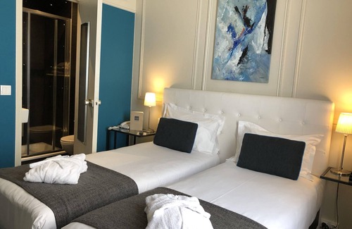 Puteaux Hotel | Hôtel le Dauphin