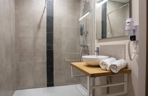 La Bourboule Hotel | Hôtel Le Genève