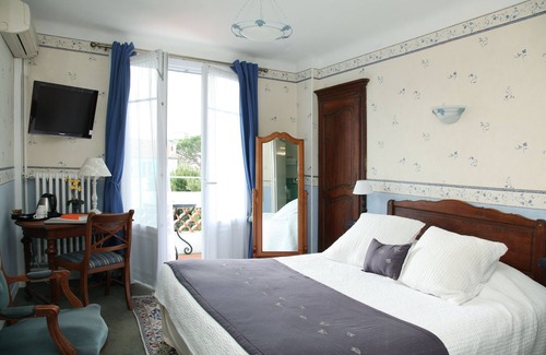 Juan-les-Pins Hotel | Hôtel Le Pré Catelan