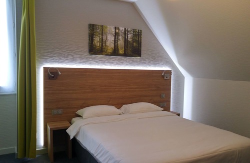 Saint-Laurent-Nouan Hotel | Hôtel Le Verger