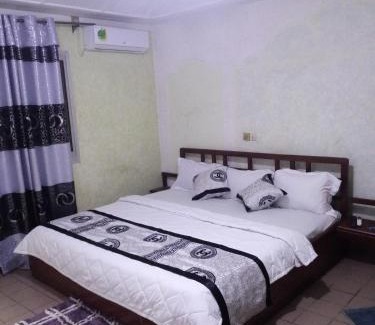 Bonaberi Hotel | Hôtel Legrand