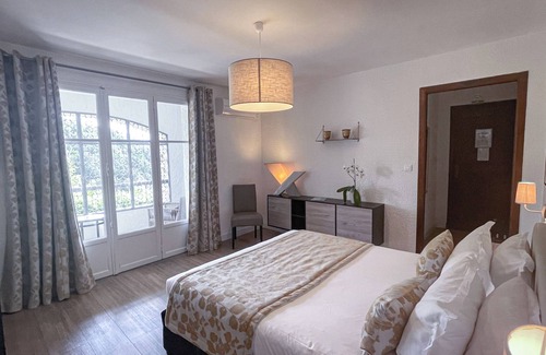 Generargues Hotel | Hôtel les 3 Barbus
