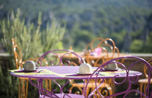 Moureze Hotel | Hôtel Les Hauts de Mourèze
