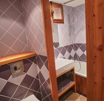 Val-d'Isere Hotel | Hôtel les Lorès