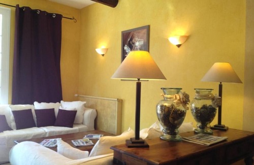 Maussane Hotel | Hôtel les Magnanarelles