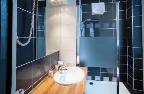 Bourges Hotel | Hôtel Les Tilleuls, Bourges