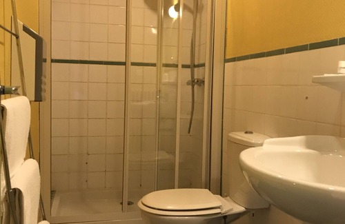 Romans-sur-Isere Hotel | Hôtel Magdeleine