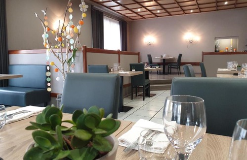 Decazeville Hotel | Hôtel Malpel