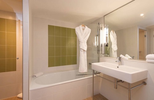 La Seyne-sur-Mer Hotel | Hôtel Mercure Toulon La Seyne-Sur-Mer
