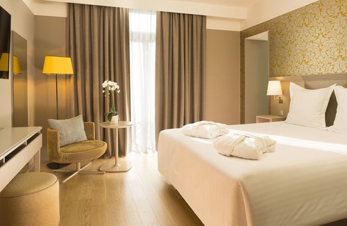 Faubourg North Hotel | Hôtel Oceania Le Jura Dijon