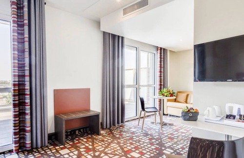 Genas Hotel | Hôtel ParKest