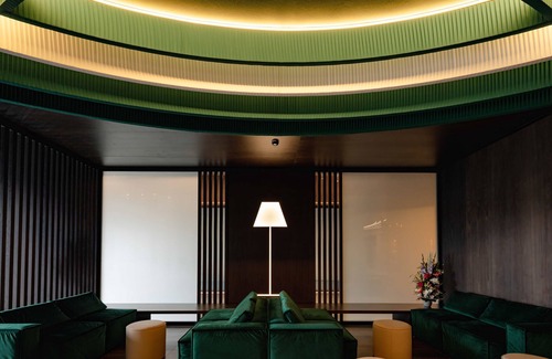 Chasseneuil-du-Poitou Hotel | Hôtel Plaza Futuroscope