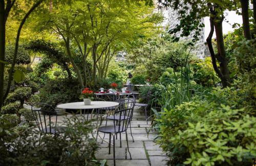 Ternes Hotel | Hôtel Regent's Garden - Astotel