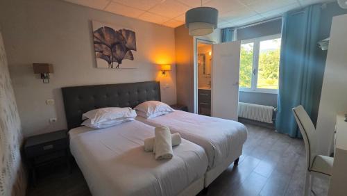 Saint-Paul-de-Fenouillet Hotel | Hôtel Restaurant Le Châtelet