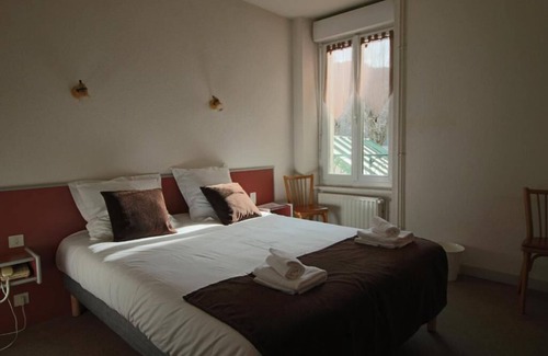 La Bourboule Hotel | Hôtel Restaurant Au Val Doré