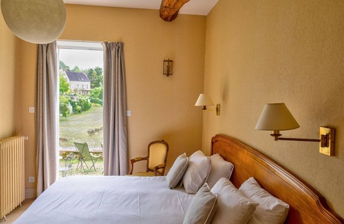 Vezelay Hotel | Hôtel Restaurant de la Poste et du Lion d'Or