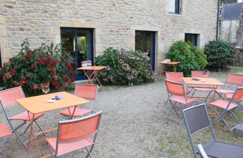 Theix-Noyalo Hotel | Hôtel - Restaurant l'Hortensia