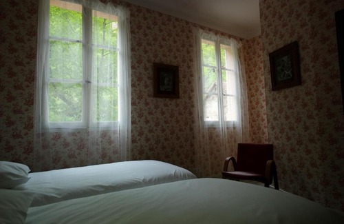 Massegros Causses Gorges Hotel | Hôtel-Restaurant Le Parisien