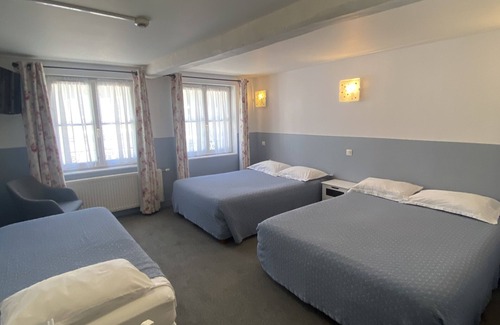 Enclos Hotel | Hôtel Restaurant Les Cascades