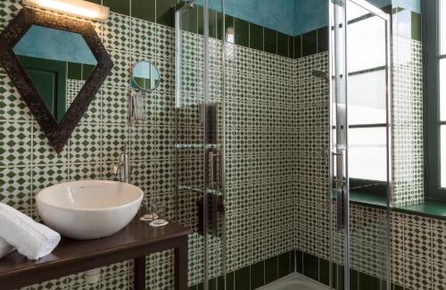 Mosnes Hotel | Hôtel & Spa du Domaine des Thômeaux, The Originals Relais