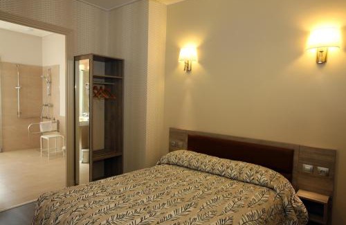 Val-de-Grace Hotel | Hôtel Sunny