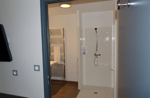Richebourg - Saint-Clement Hotel | Hôtel Terminus