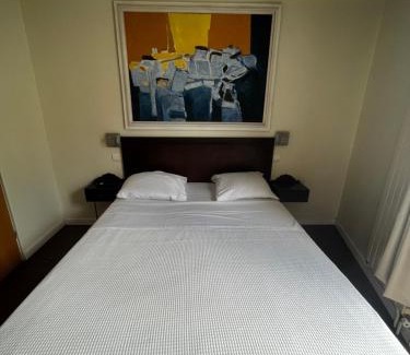 Porte de Clichy Hotel | Hôtel Tingis