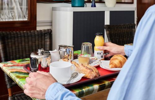 Bonne-Nouvelle Hotel | Hôtel Tiquetonne