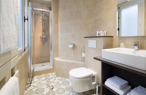 Quartier de l'Ecole-Militaire Hotel | Hôtel Vaneau Saint Germain