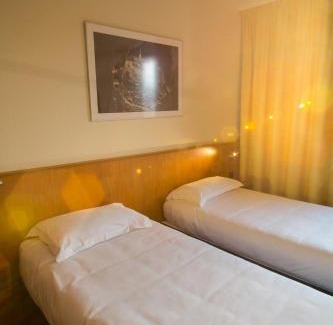 Pontorson Hotel | Hôtel Vert