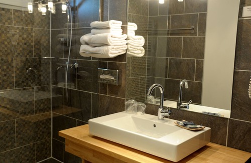 Seguret Hotel | Hôtellerie du Domaine de Cabasse