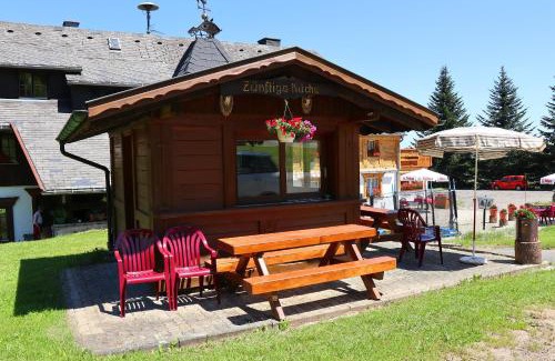 Bonndorf Hotel | Höhenpension Glashütte Bed&Breakfast Frühstückspension Hotel GARNI