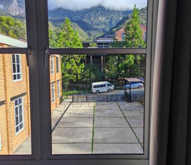 Kundasang Hotel | H Benjamin Residence