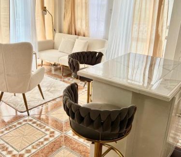 Belle Plaine Apartment | H'eden Treasures- Studio 1