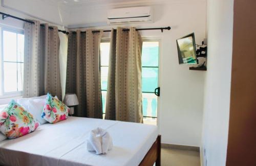 Beau Vallon House | H & M Bayview Apartment Seychelles